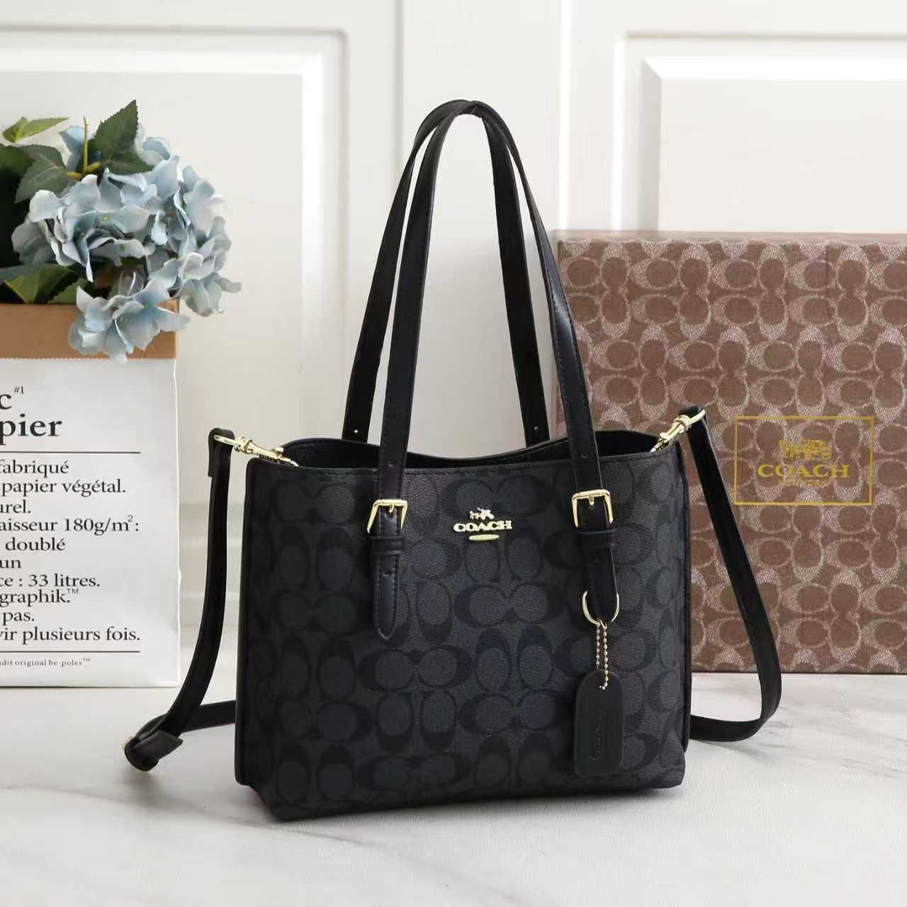 Coach New York Small Bag | 5 Colors | Compact & Elegant