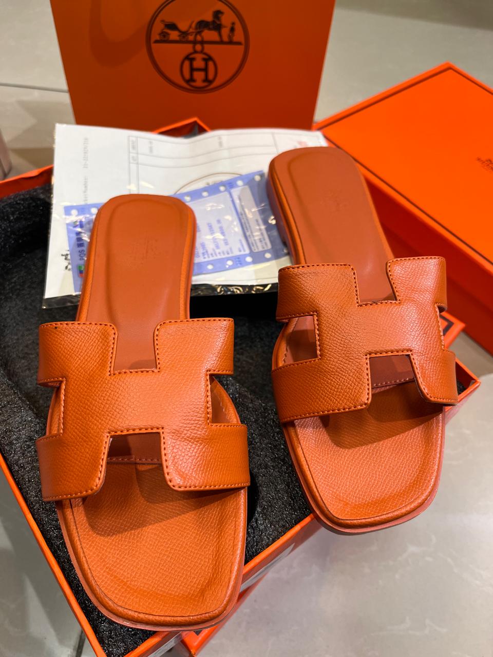 HERMES Luxury Comfort Slide Sandals – Premium Leather | 17 Color Options