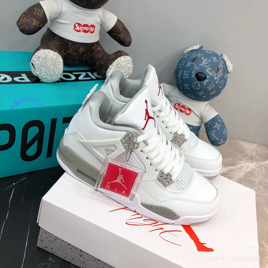 Air Jordan 4 – Iconic Basketball Sneakers | Premium Quality