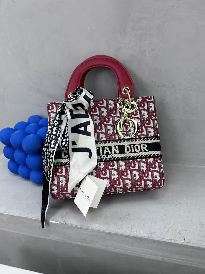 Christian Dior Mini Bag | Elegant & Iconic Style