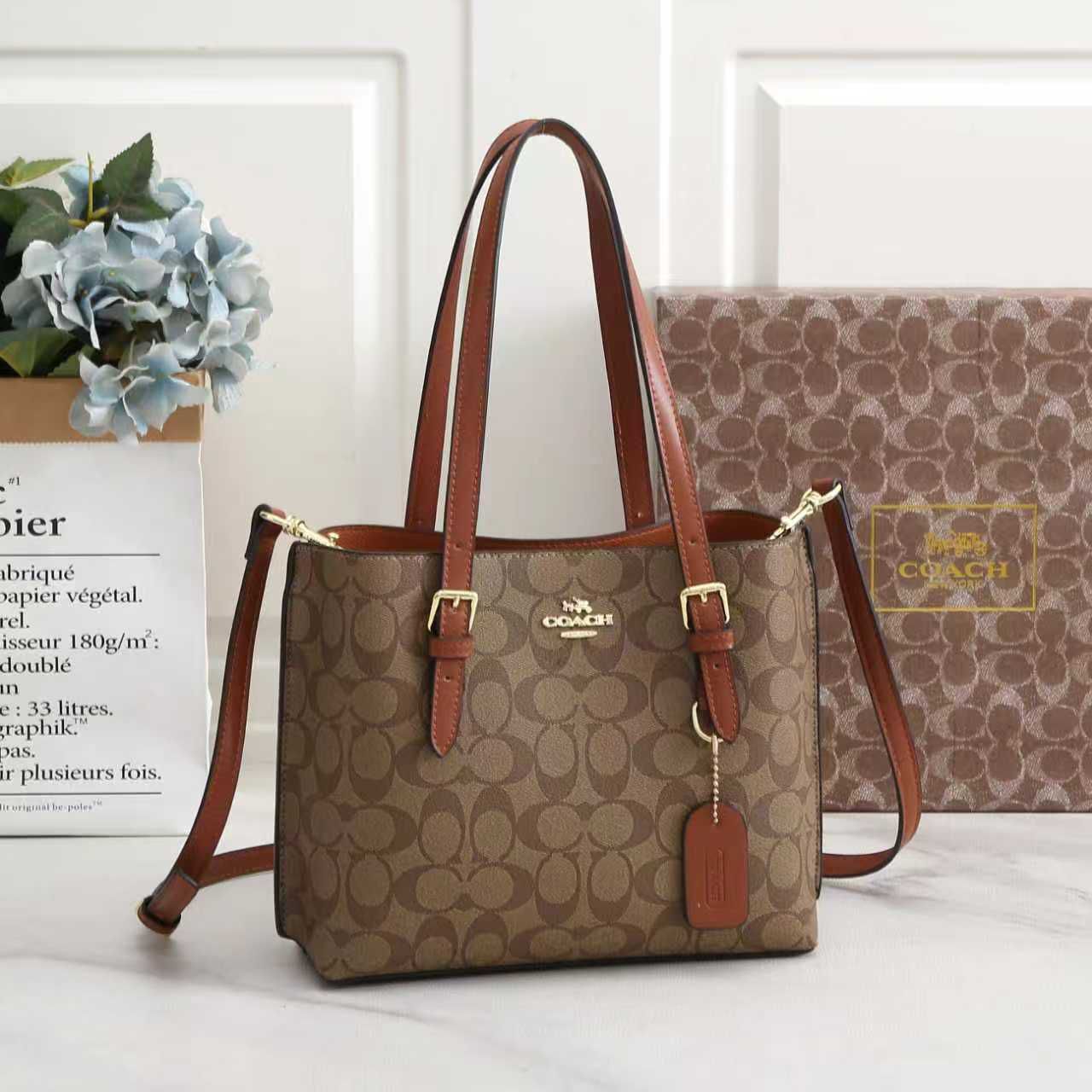 Coach New York Small Bag | 5 Colors | Compact & Elegant